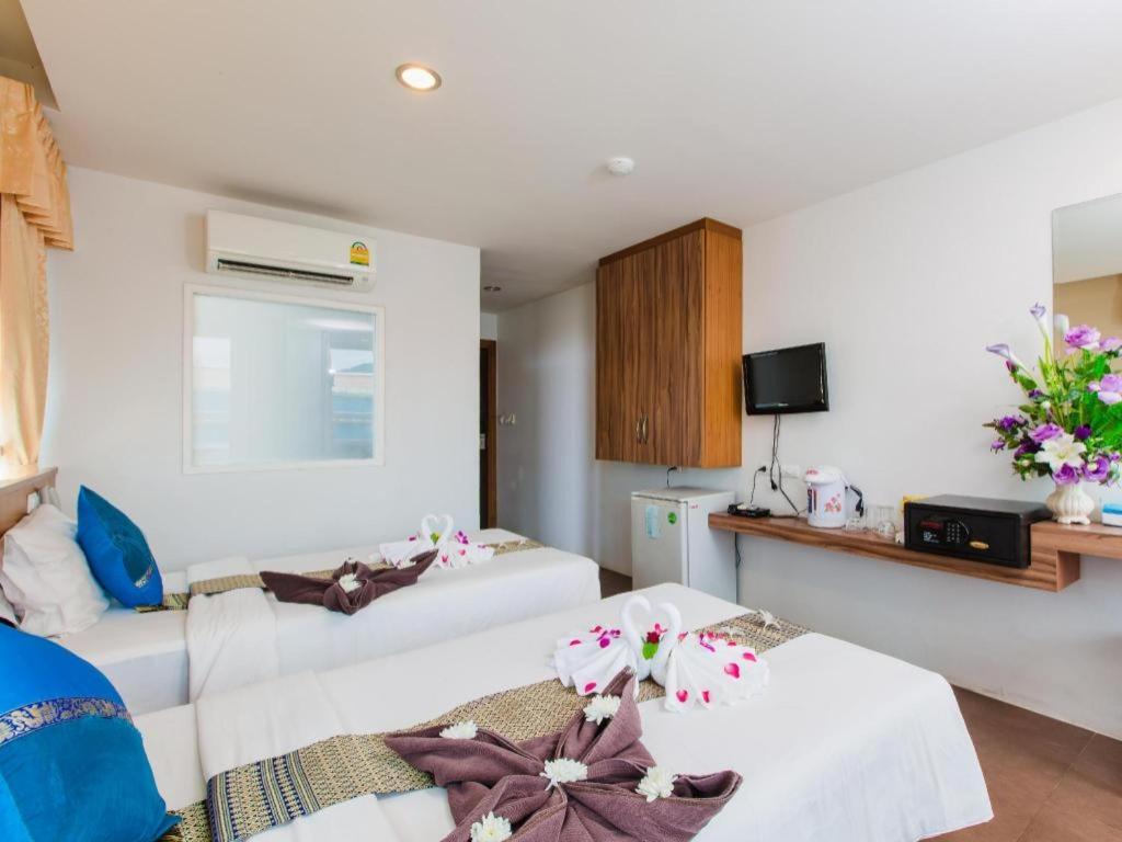 Azure Bangla Phuket Hotel Patong Eksteriør billede
