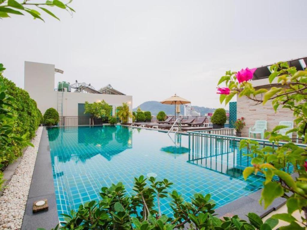 Azure Bangla Phuket Hotel Patong Eksteriør billede