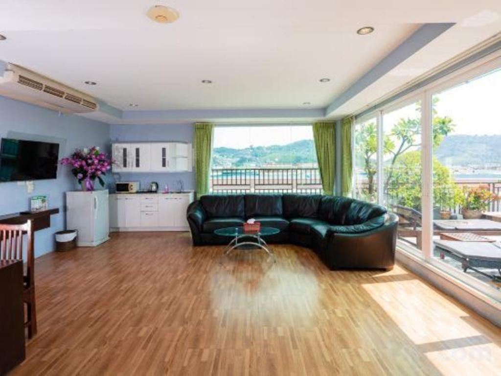 Azure Bangla Phuket Hotel Patong Eksteriør billede