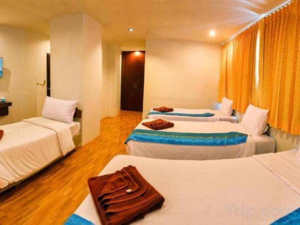 Azure Bangla Phuket Hotel Patong Eksteriør billede