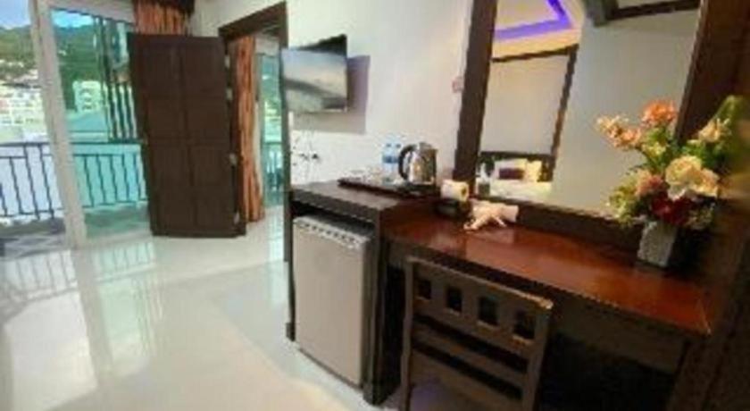Azure Bangla Phuket Hotel Patong Eksteriør billede