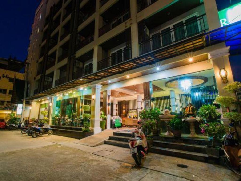 Azure Bangla Phuket Hotel Patong Eksteriør billede
