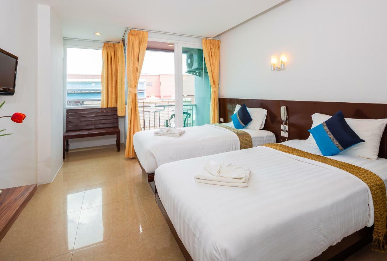 Azure Bangla Phuket Hotel Patong Eksteriør billede